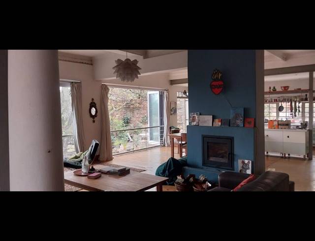 2 BEDROOM HOUSE FOR SALE IN KENSINGTON